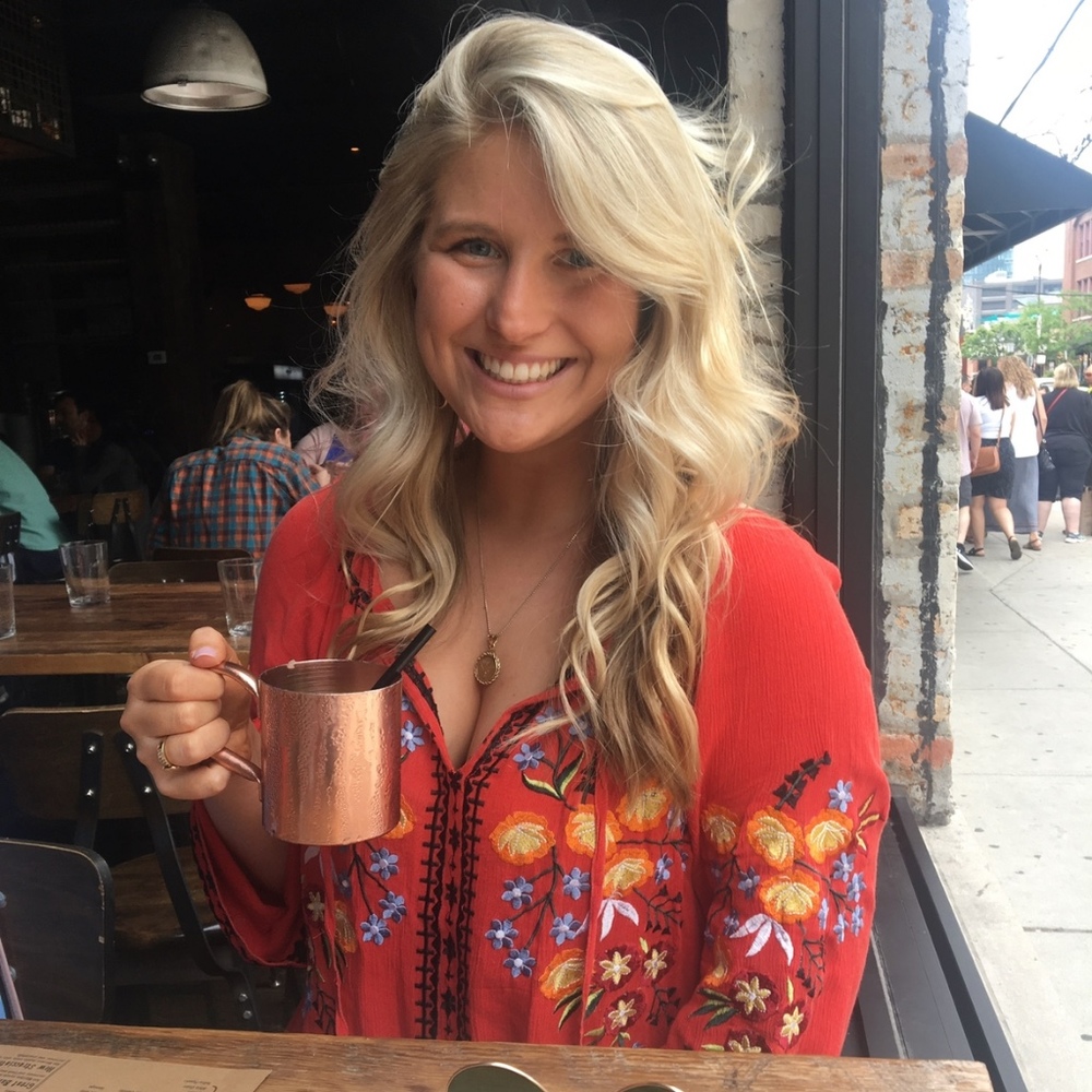 Meet your Posher, Kelly